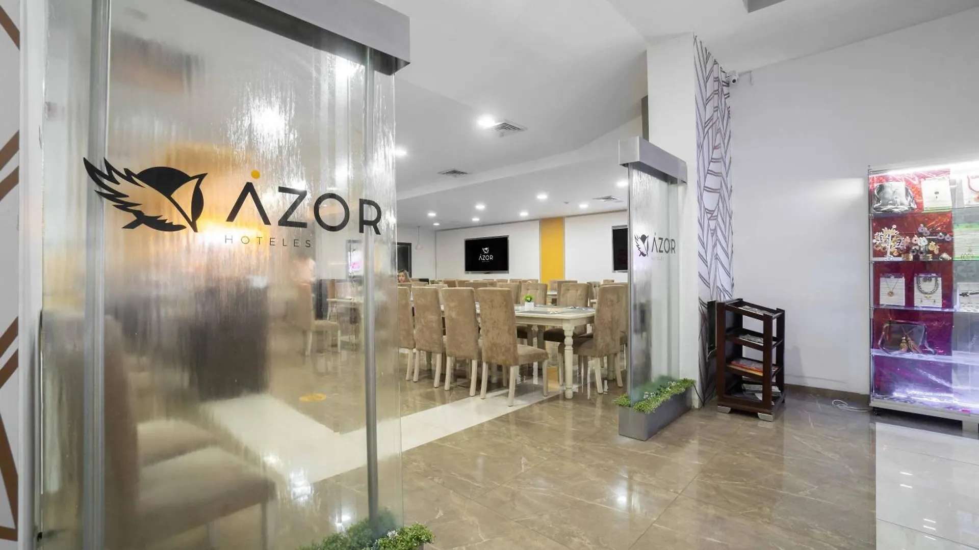 Azor Hotel Cali Versalles 4*,