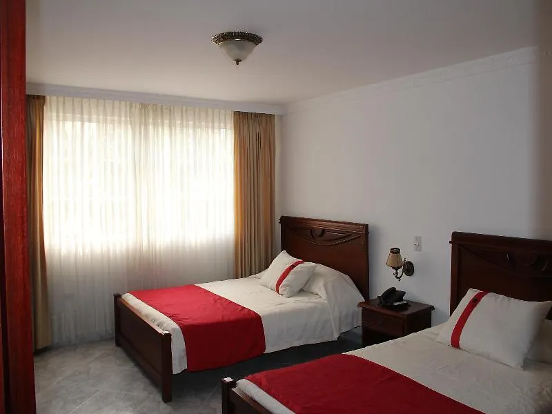 Azor Hotel Cali Versalles 4*,