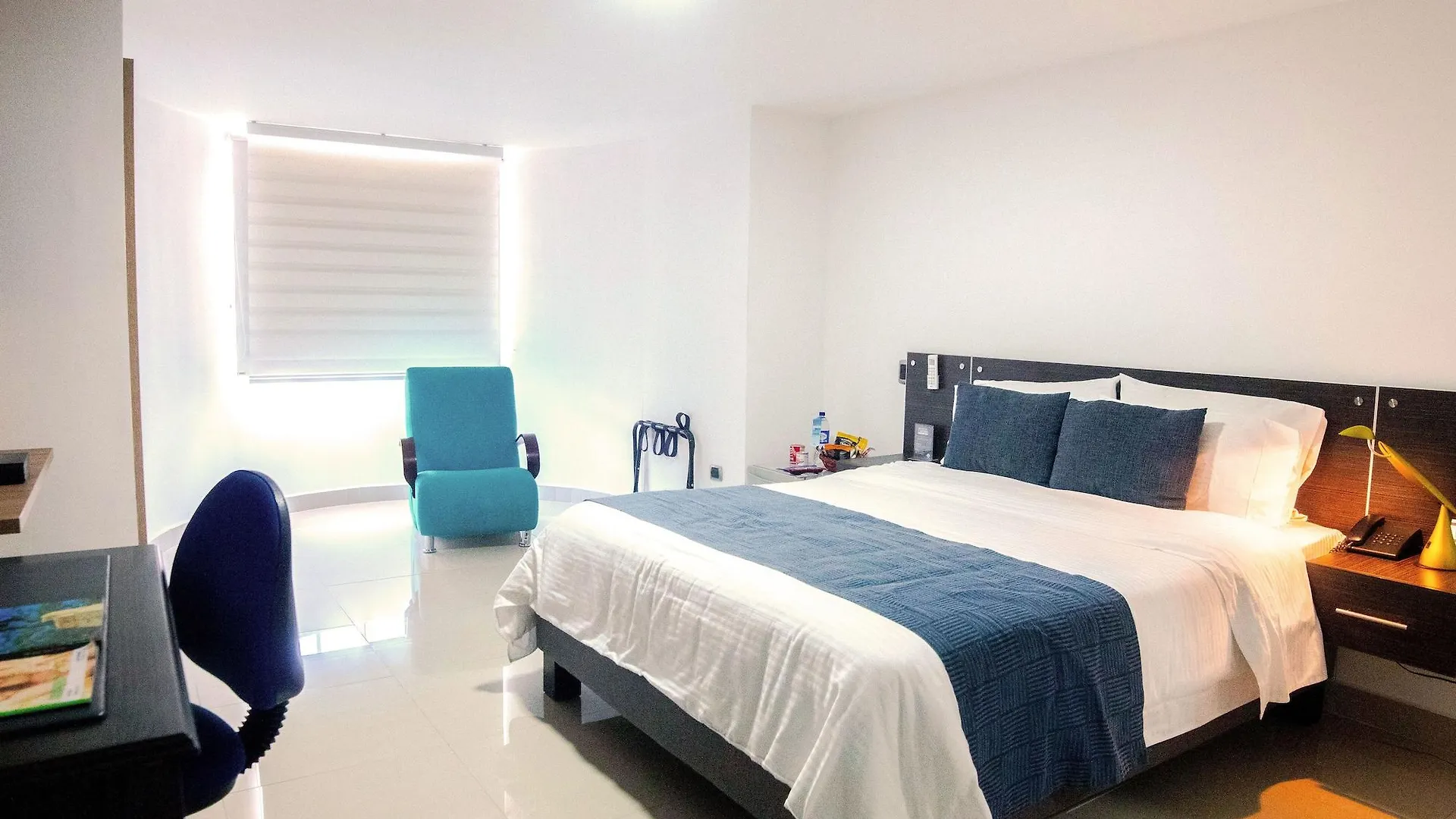 Azor Hotel Cali Versalles 4*,  Colombia