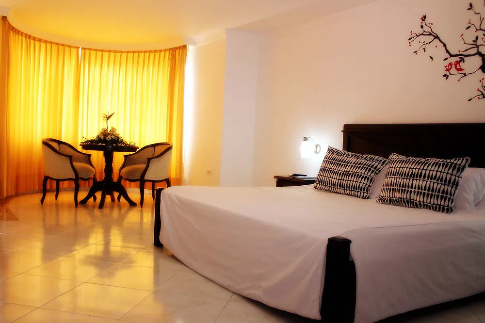 Azor Hotel Cali Versalles