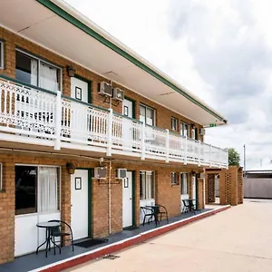 Grand 2*, Clermont Australia